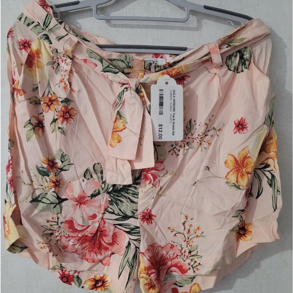 XL Hula Verdue Knotted Shorts